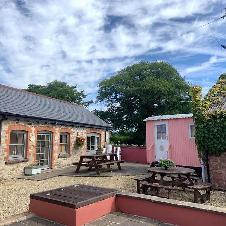 Swallow Cottage At Duffryn Mawr Cottages Hensol Extérieur photo