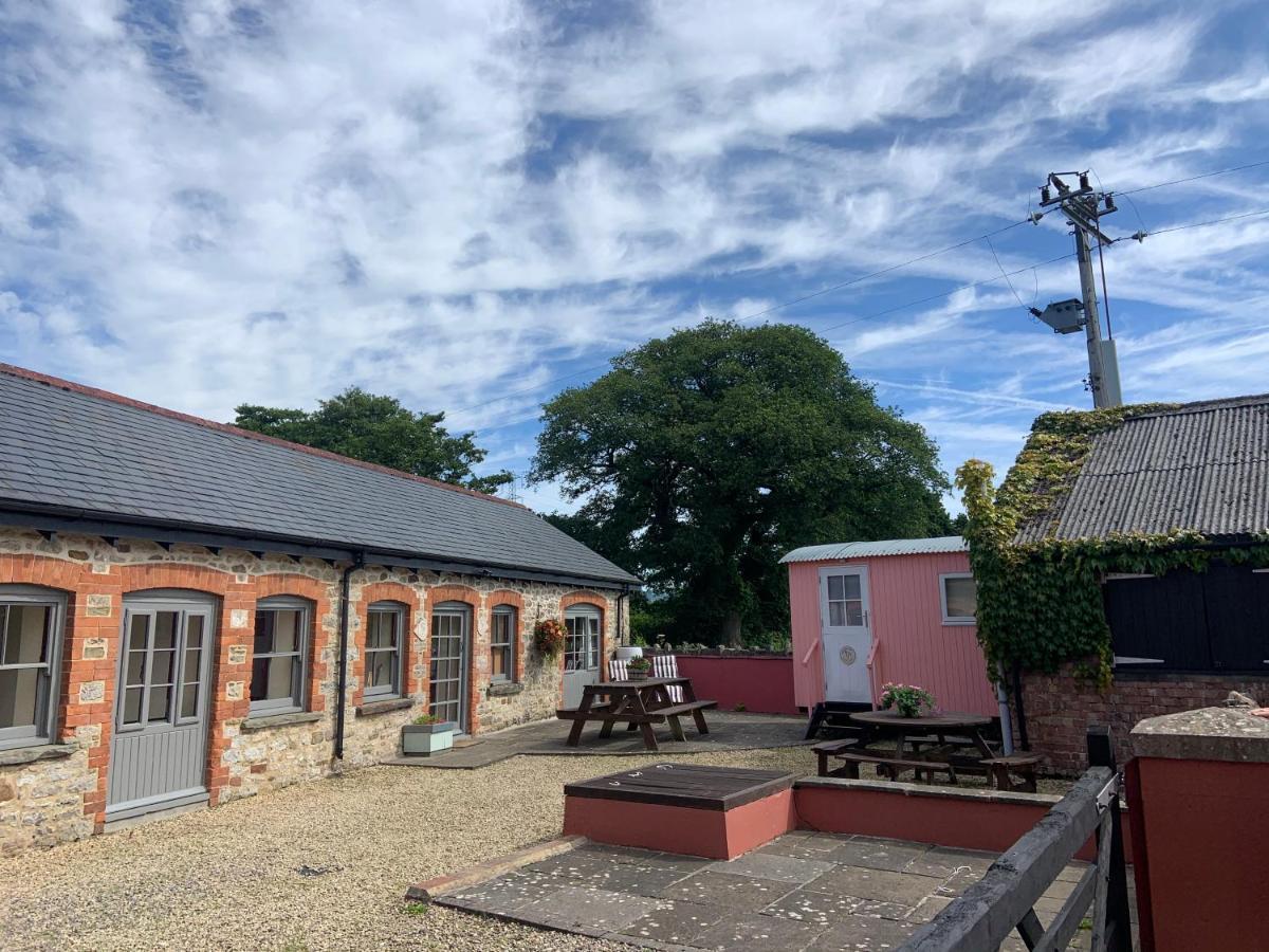 Swallow Cottage At Duffryn Mawr Cottages Hensol Extérieur photo
